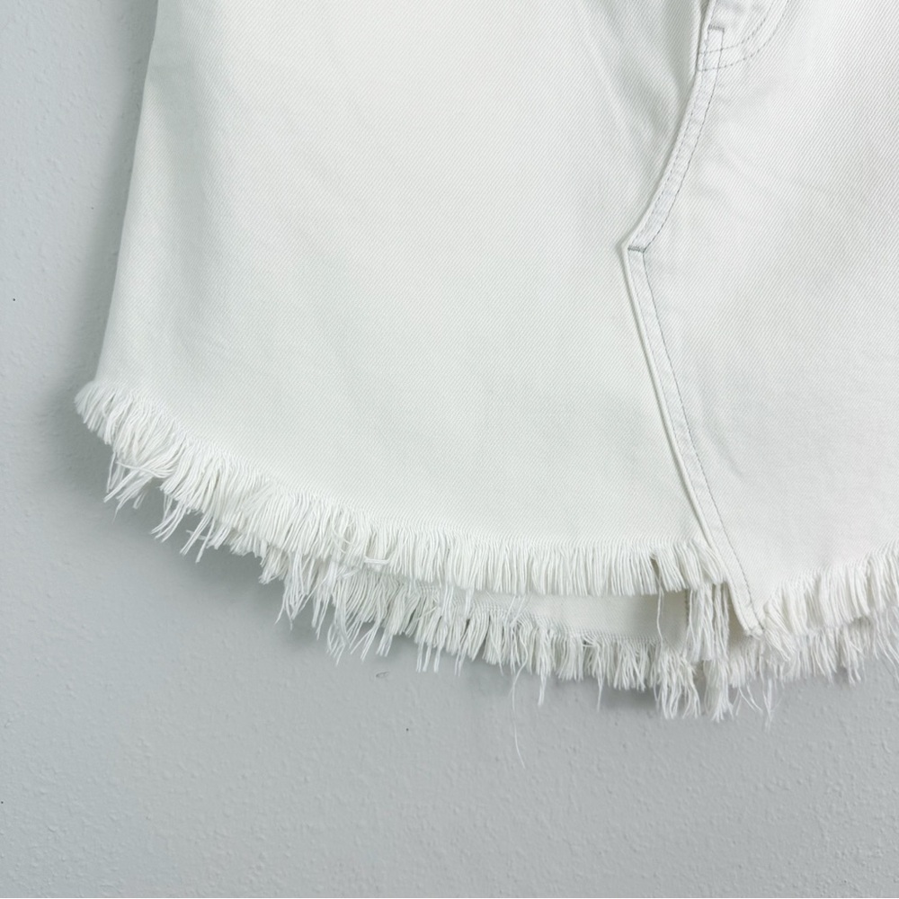 Free People Bailey Denim Mini Size 29 White Cotton 5-Pocket Curved Frayed Hem - Picture 3 of 9